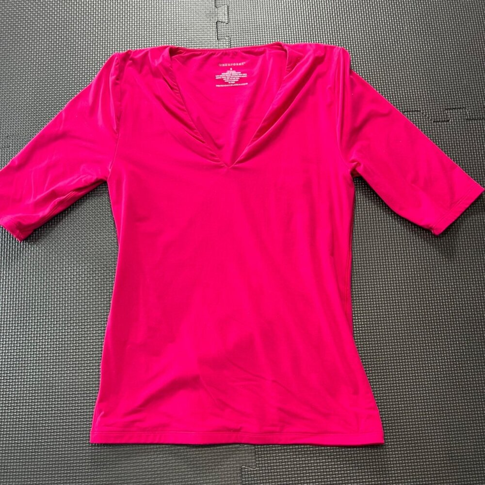 White House Black Market Womens Red V-Neck Top Small Stretchy Nylon Blend 3/4 Sl